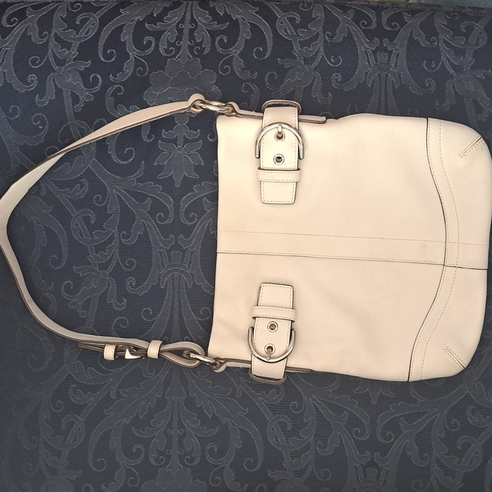 Coach shoulder bag